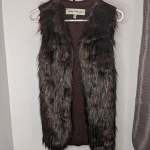 Sebby Collection faux fur vest